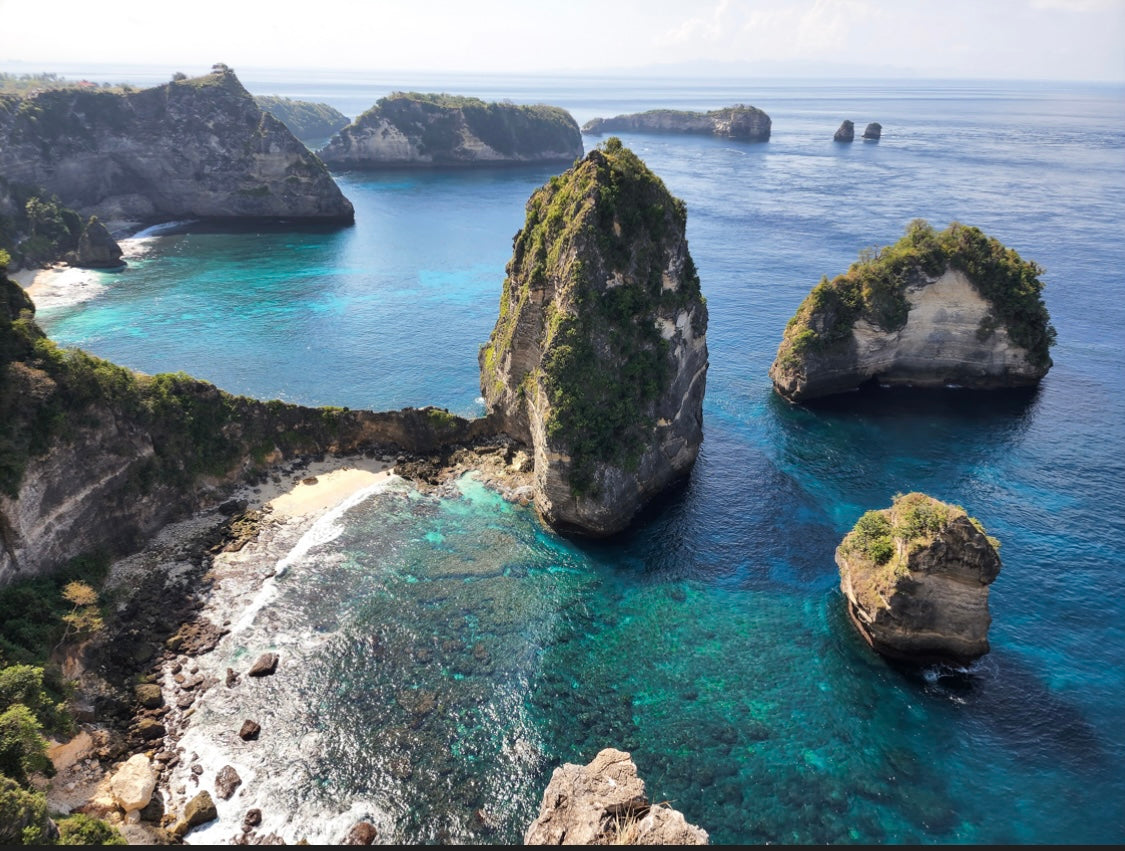 Tour Este de Nusa Penida – Atuh Beach, Diamond Beach, Tree House & Thousand Islands